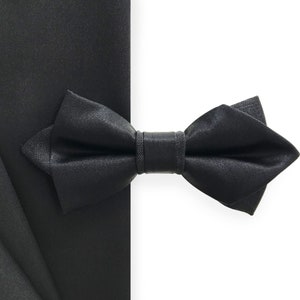 MAY-TIE BlackLine silk bow tie | black | Diamond Point