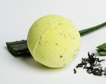 Aloe Vera & Green Tea Bath Bomb