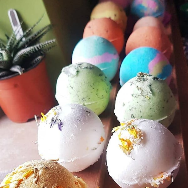 DEAL - Drie Grote Bath Bombs Voor Vijftien Euro | Badbom cadeauset | Veganistische Badbruisballen | Alle natuurlijke ingrediënten