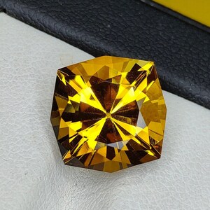 8.40 carat, Natural Top quality Natural Citrine cushion shape with special cut,for making jewelry,size-