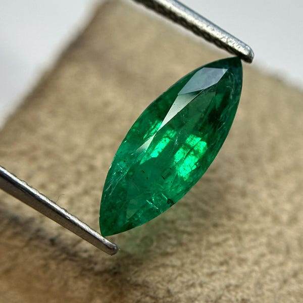 Natural Zambian Emerald 1.65 Ct Marquise Cut Loose Gemstone, 13.5x5x4mm Green Emerald for Ring, Pendant & Fine Jewelry
