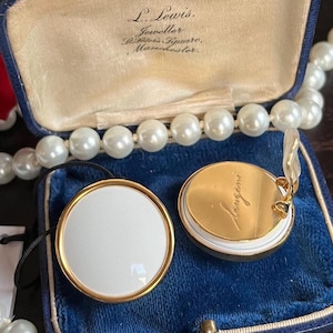 LANGANI Signed Elegant Round Vintage Retro Off-White Glass Gold Metal Rim Button Clip-on Earrings European Fashion Runway Jewelry