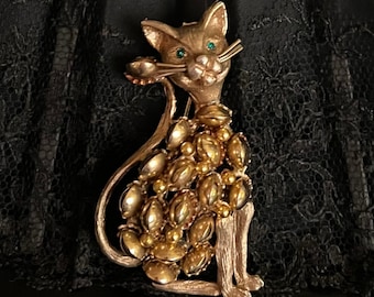 HAR Signed Designer Vintage Gold Tone Figural Cat Brooch 1950s