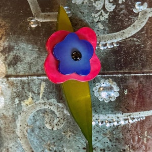 Marie-Christine PAVONE Broche Fleur Rose Bleu HORS-SÉRIE Handmade Marbled Green Pink and Blue Galalith Flower Brooch French Designer Jewelry