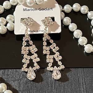 MARION GODART Paris Boucles D&#39;Oreilles Strass Art Déco Inspiré Clear Sparkly Rhinestone Dangling Clip-on Earrings French Designer Jewelry