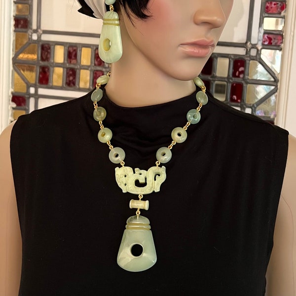 DOMINIQUE DENAIVE Paris Silk Road Chinese Style Handcrafted Jade-Green Resin Gold Metal Eye Wired Pendant Necklace French Designer Jewelry