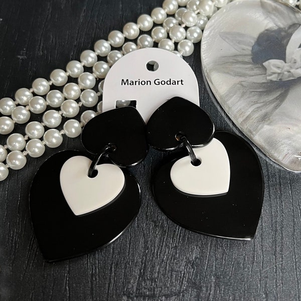 MARION GODART Paris Boucles D'Oreille Coeurs Noir et Blanc Black and (Off-) White Resin Double Heart Clip-on Earrings French Costume Jewelry