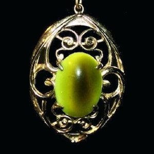 Wijting & Davis Hanger Ketting OlijfGroen Glas Steen Rolo Ketting 24&quot; Gesigneerd Vintage jaren &#39;60
