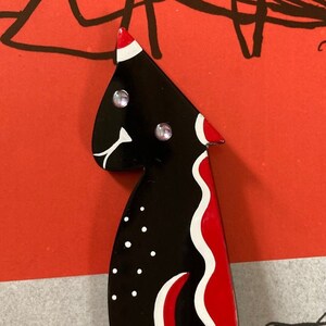 Marie-Christine PAVONE EXEMPLAIRE UNIQUE Broche Chat Langoureux Noir Handpainted Black Galalith Languid Cat Brooch French Designer Jewelry