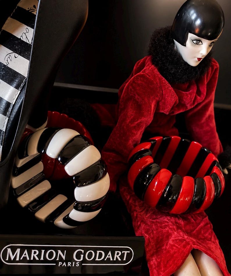 MARION GODART Paris Bracelet Élastiqué Tranches Résine Rouge et Noir Black and Red Slices Bracelet French Design Costume Jewelry image 9