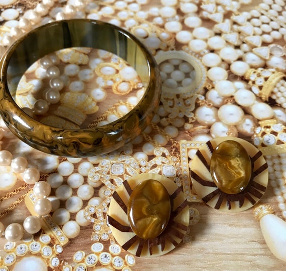 Bakelite bangles - Morning Glory Jewelry & Antiques