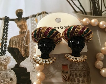 MARION GODART París Pendientes de clip nubios de diamantes de imitación inspirados en mediados de siglo Esmalte negro Tono dorado Metal Diseñador francés Bisutería