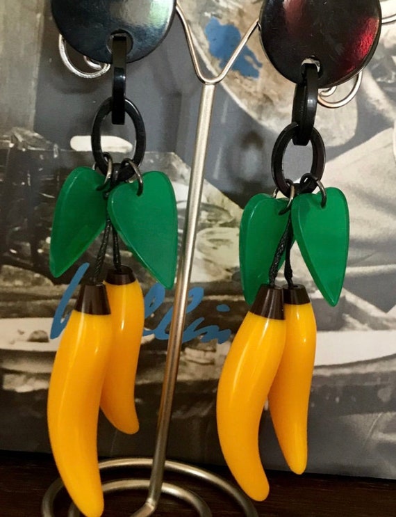 MARION GODART Paris Boucles  D'Oreilles Bananes e… - image 1