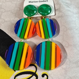 MARION GODART Paris Boucles D'Oreilles Disque Arc en Ciel Przezroczyste tęczowe paski z żywicy z podwójnym dyskiem Clip-on kolczyki Francuski projektant biżuterii