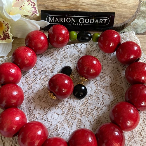 MARION GODART Paris Collier Perles de Bois Grande Extravagant shops Round Extra Large Red Wooden Beads Necklace French Designer Jewelry