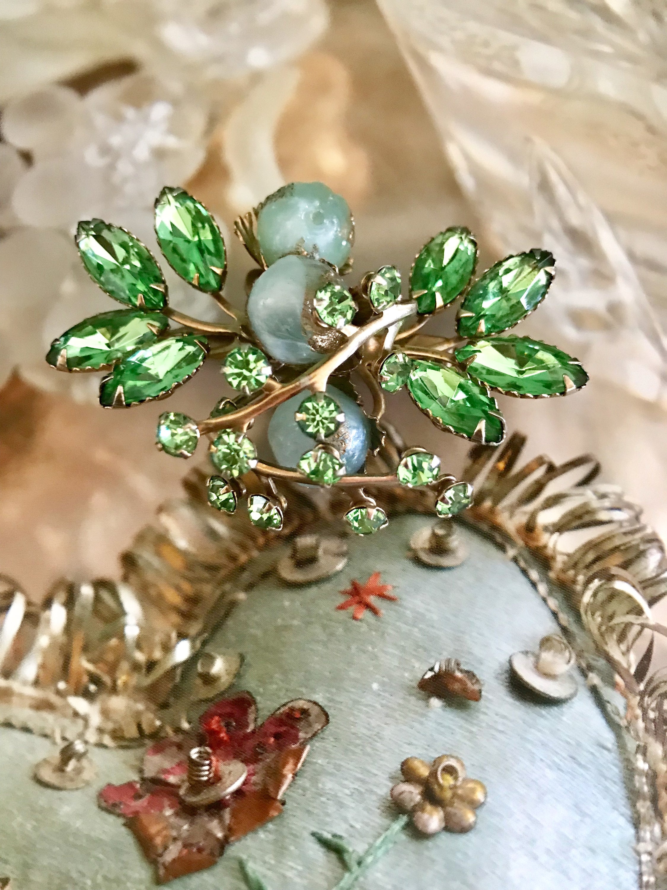 USA 1960's ORIENTAL FLOWER BROOCH アンティーク Vintage 1960s Enamel Flower Brooch - Vintage Jewerly Collect