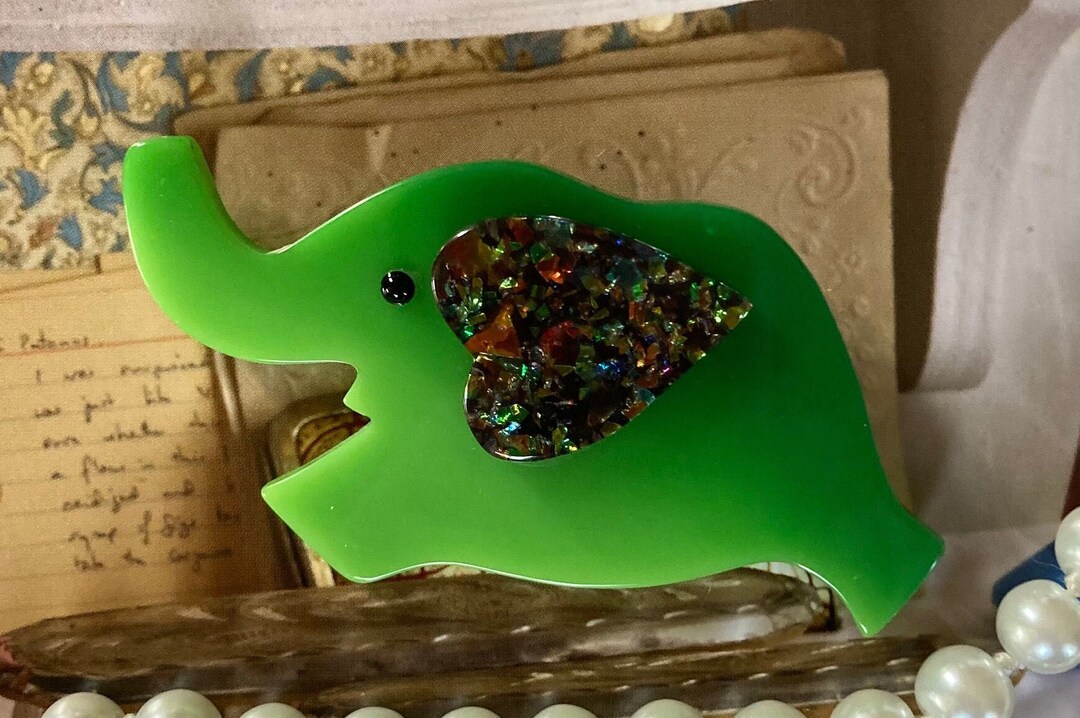 Broche Magnétique éléphant Marron Fleurie - Neuve Avec étiquette