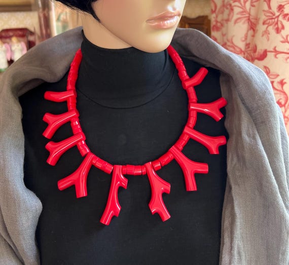 Collier Avec Corail Rouge Naturel - Longueur 30 Cm - Occasion Bon état