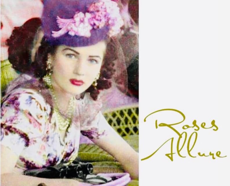 Old European Filigree Brooch Pink Faceted Stone /& Rhinestones Faux Pearl Gold Tone Metal Vintage 1950s