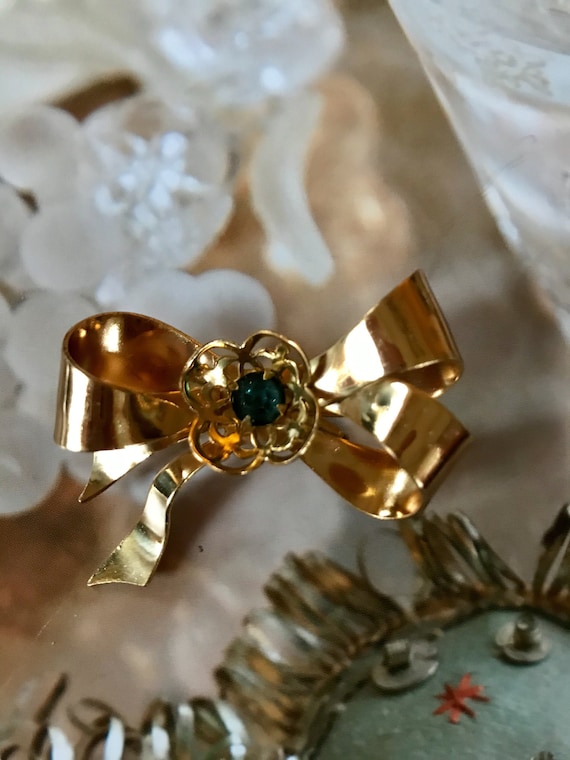 Broche Vintage Coro Années 70 - Métal Doré Et Strass - Occasion