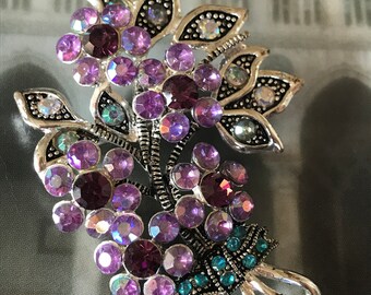 NINA RICCI for Avon Brooch, Pin Lavandel, Blue & Purple