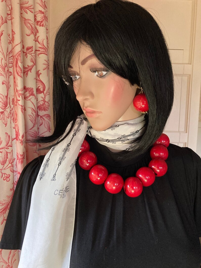 MARION GODART Paris Collier Perles de Bois Grande Extravagant shops Round Extra Large Red Wooden Beads Necklace French Designer Jewelry
