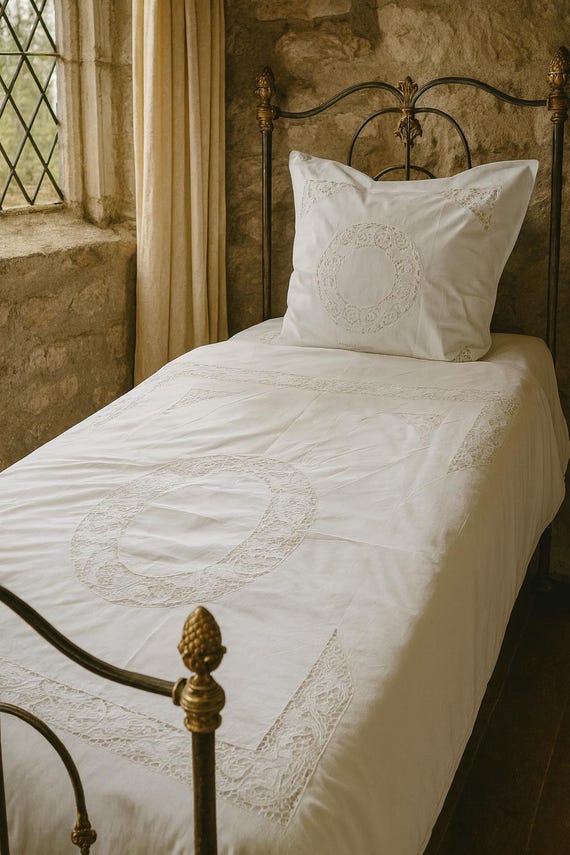 Vintage-Bettwäsche Cortina mit Stickerei – 100 % Baumwolle, romantischer Landhausstil 135x220 cm+80x80 cm