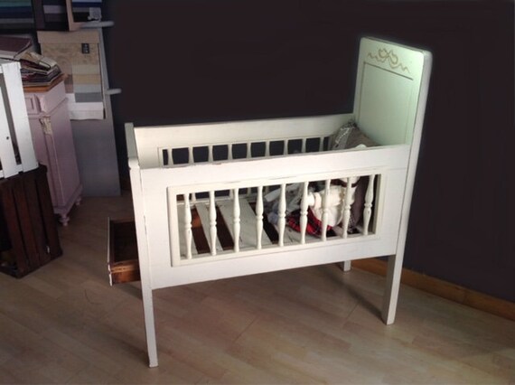 shabby chic cot