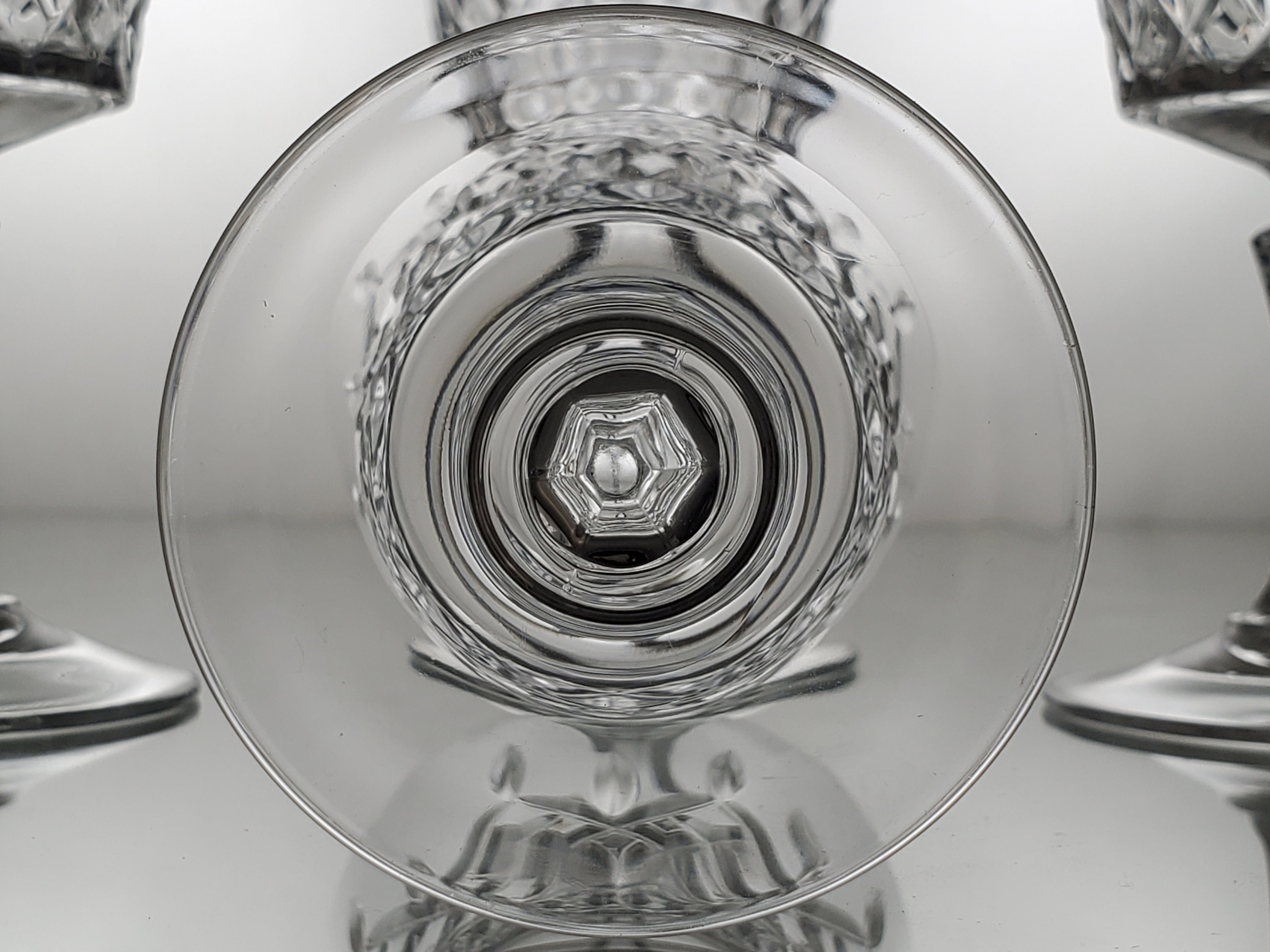 Set of 4/vintage Cristal D'arques-durand CRA56 Wine Glasses/24% Lead  Crystal/farmhouse/barware/glassware/cut Glass/criss Cross/diamond 