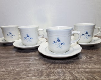 Set of 4/Vintage Pfaltzgraff Poetry Glossy Flat Coffee Cup and Saucer Sets/Mugs/Tea Cup/White with Blue Rim/Floral/Flowers/Gift/Scalloped