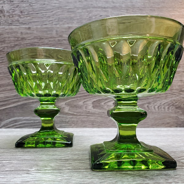 Set of 2/Indiana Glass Mount Vernon Green Champagne Coupes/Tall Sherbert Glasses/Goblets/Gift/BOHO/Mid Century/Summer BBQ/Place Setting/MCM