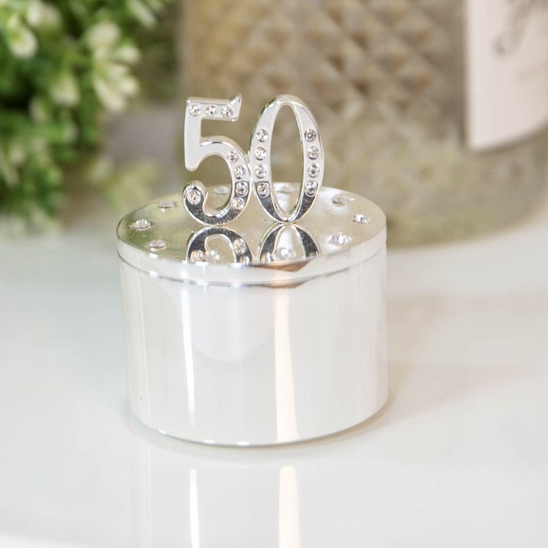 Best 50th Birthday Sister Gift Ideas