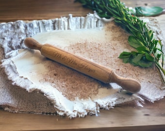 Personalised Olive Wood Rolling Pin – Engraved Kitchen Gift, Wedding & Anniversary Gift, Handcrafted Baking Tool