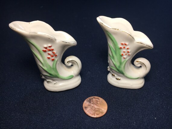 Vintage Made In Occupied Japan Miniature Cermic Vases Etsy