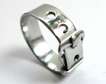 Silver Pinky Belt Buckle Ring, Vintage Statement Ring, Size 3.5