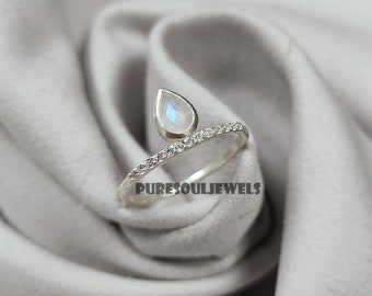 Dainty Moonstone Crown Ring, 925 Sterling Silver Ring, Stackable Ring, Minimalist Ring, Engagement Ring, Handmade Jewelry, Gift For Her