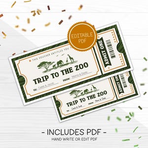 Op de afbeelding: Twee toegangskaarten voor de dierentuin met een safarithema, met illustraties van dieren en bomen. De tickets zijn groen en crèmekleurig, met de tekst "Trip to the Zoo" en "Admit One". Inclusief de tekst "Editable PDF".