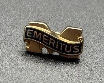 Pin de solapa de oro de 10 quilates 1/10 de la Universidad de Michigan Emeritus