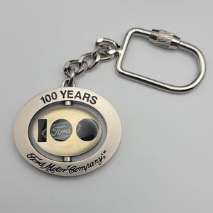 Ford 100 years key chain spinner