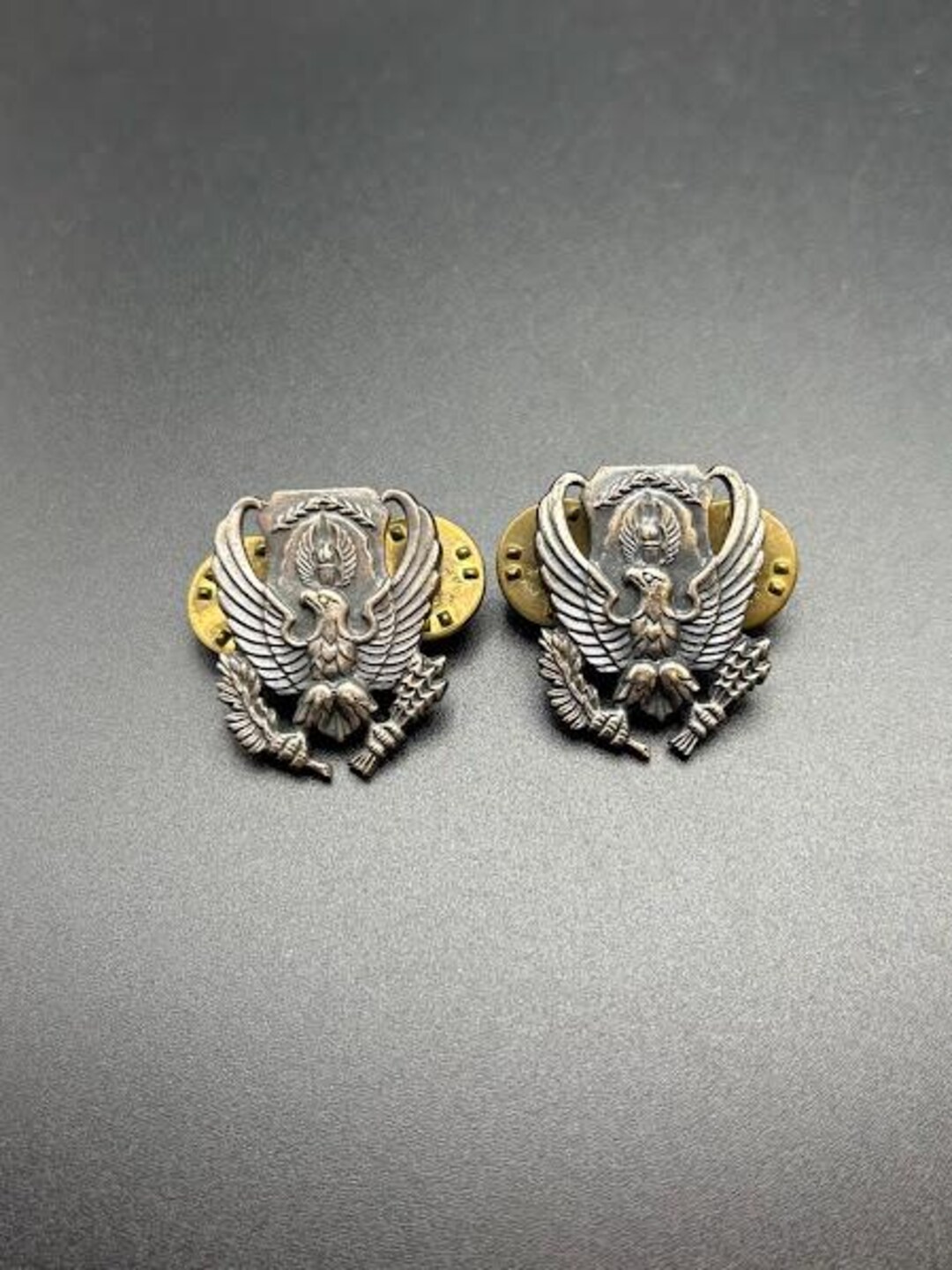 Vintage Militaria US Air Force USAF ROTC Eagle Pin Badge Sold ...