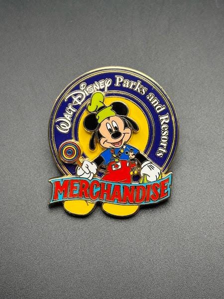 Cast exclusive pins - Etsy 日本