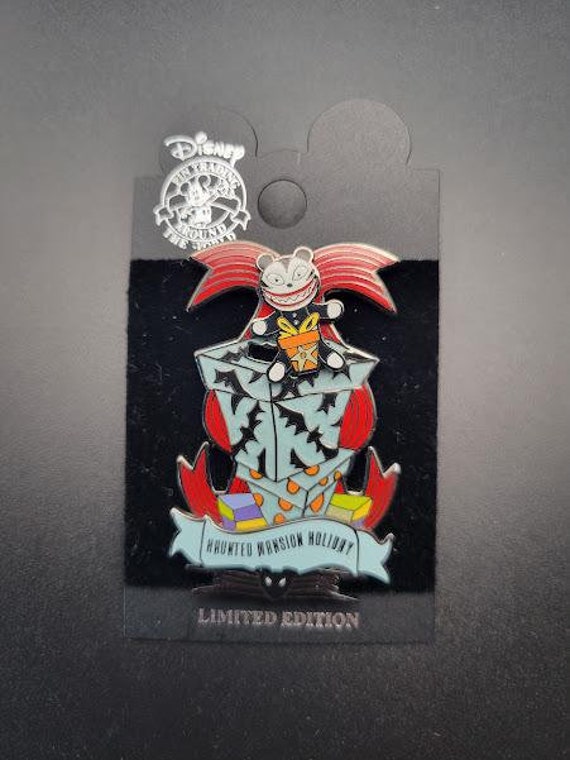 ホーンテッドマンション　ミステリー　ピン Haunted Mansion Mystery Pin Set Available at Magic Kingdom