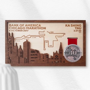 Chicago Marathon Finisher-medaillehouder met volledige personalisatie inclusief kaart, naam, tijd en oriëntatiepunten
