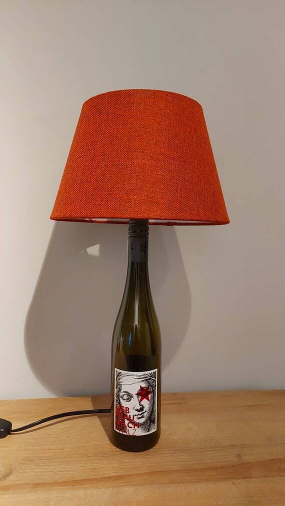 Lampe de bouteille de vin 0,7l lampe de bouteille cadeau unique lampe de table  DIY upcycling lampe de bouteille faite à la main vin upcyclestrolch pièce  unique -  France