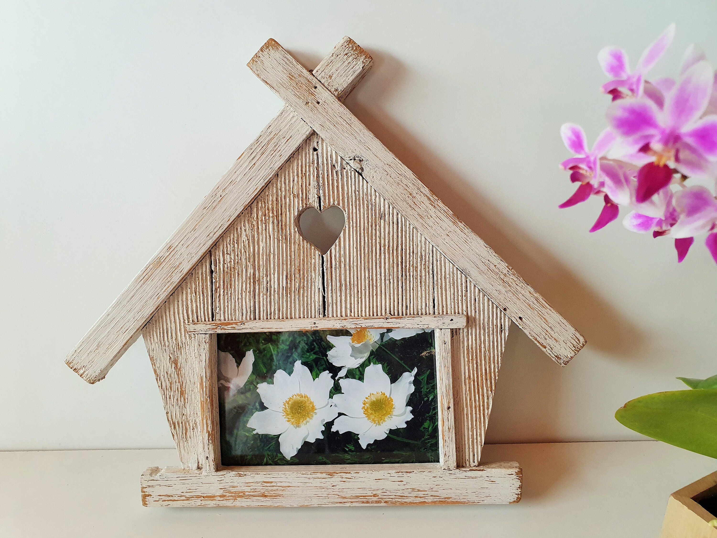 Cadre Photos Shabby, Forme Chalet, Peinture Acrylique Blanche