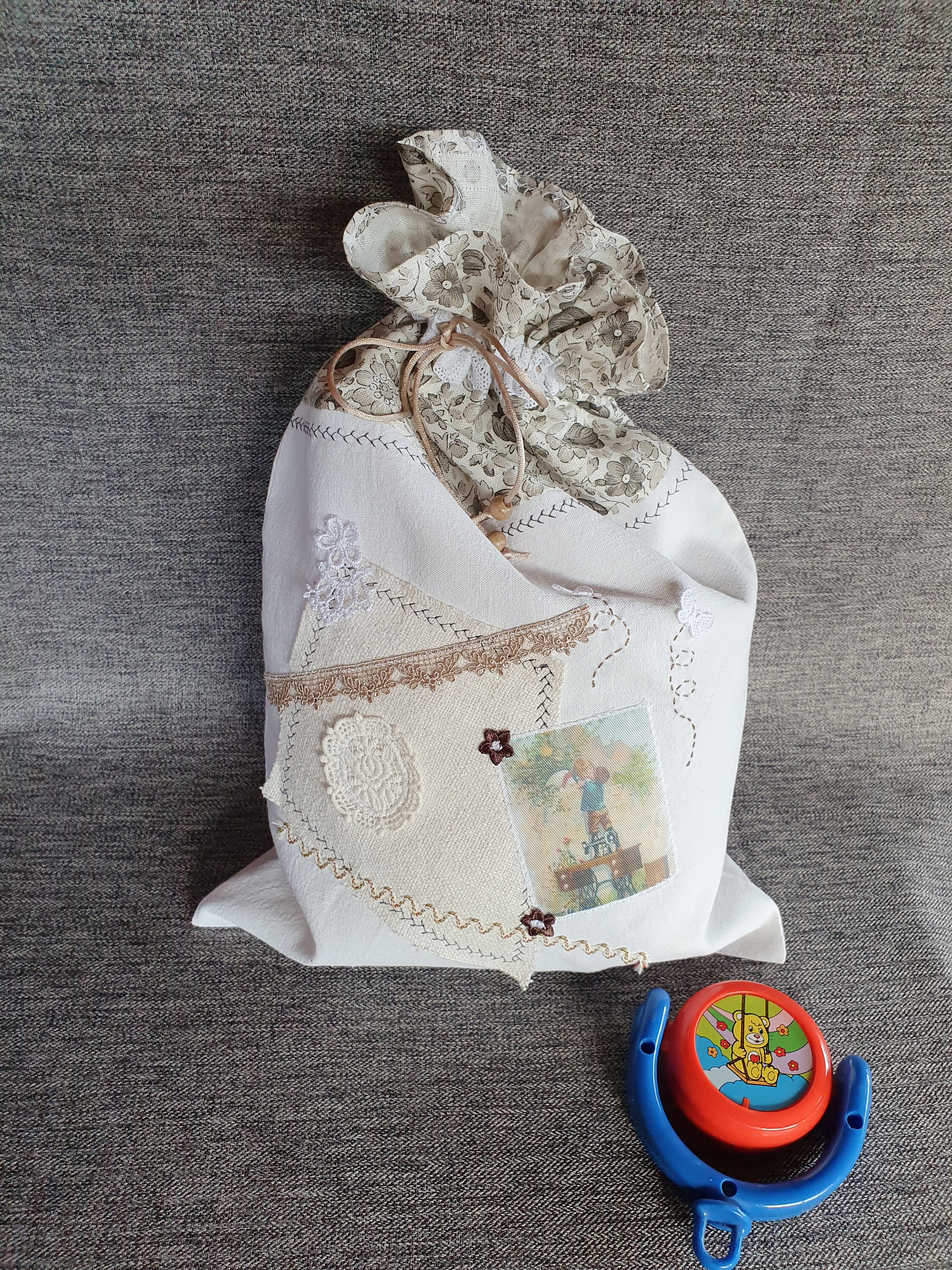 Pochette Linge, Sac Rangement Chaussettes, Poche à Serviette, Jouets, Couches, Range Pyjama Bébé, Po