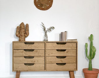 Commode en bois massif fait à la main style rustique avec tiroirs