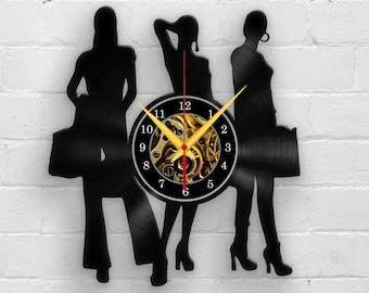 Vinyl Clock Gift for Three Best Friends, Faceless Portrait Illustration, Personalised Bridesmaid Gift, Wedding Gift, Besties Stylish Gift