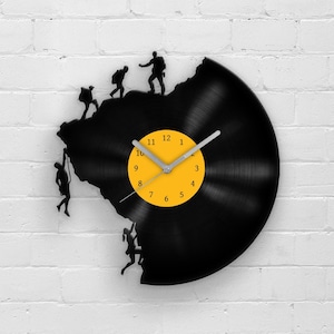 Orologio in vinile con arrampicata, regalo per avventurieri, decorazione da parete, regali per arrampicata, accessori da viaggio, escursionismo, arte per fan di sport estremi