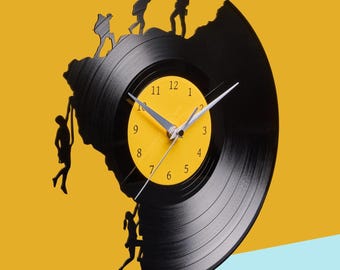 Climbing Men Vinyl Record Wall Clock 12'' Mountain Wall Decor Christmas Gift for Climbers Travel Accessories for Extreme Sports Lovers